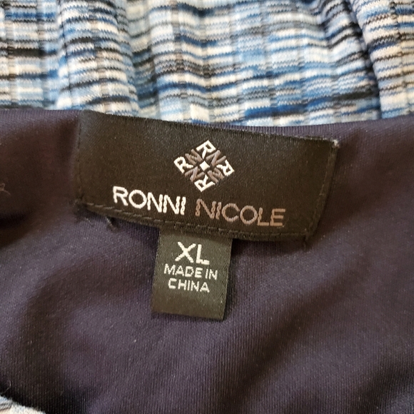 Ronni Nicole Women's Blue Black White Flutter Sleeve Dress Size XL - Picture 9 of 11